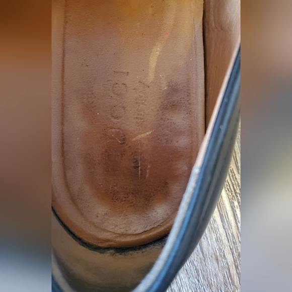 **SOLD** GUCCI Men's Loafers with horsebit - Picture 7 of 10